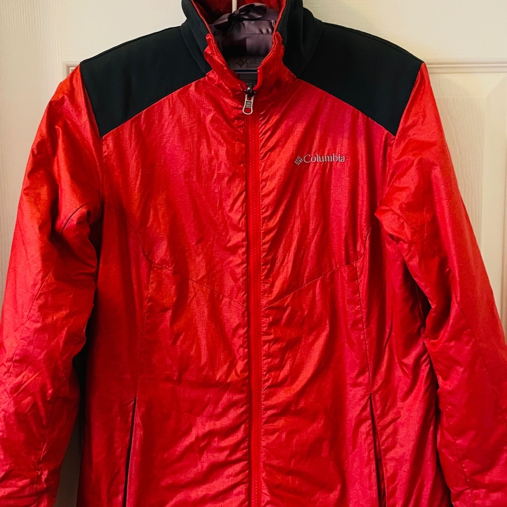 Columbia thin puffy jacket